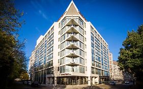 Hotel Doubletree By Hilton London Kingston Upon Thames À 4*